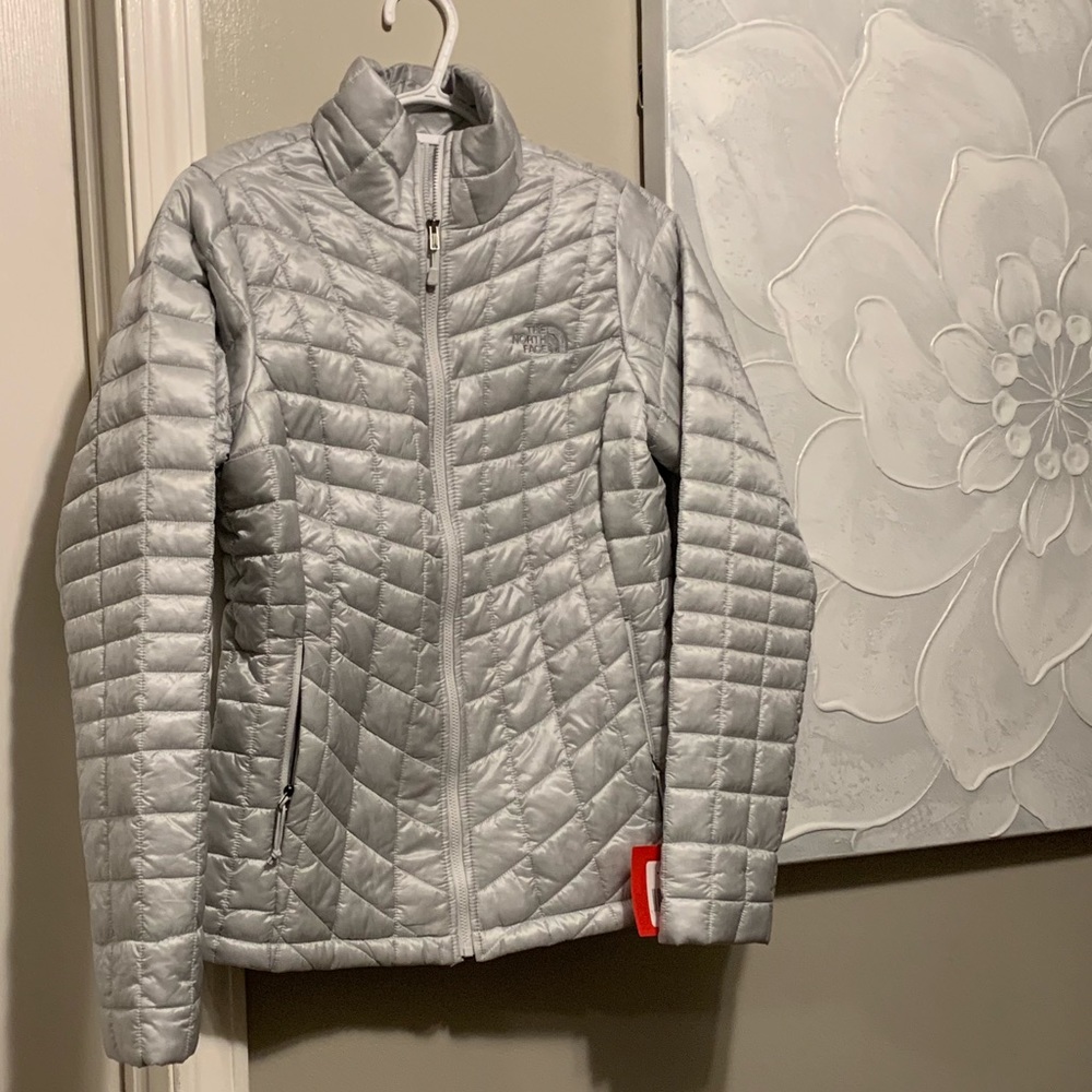 New! Silver North Face Coat